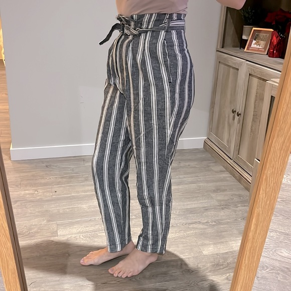 Abercrombie High Rise Striped Pant - Picture 2 of 2